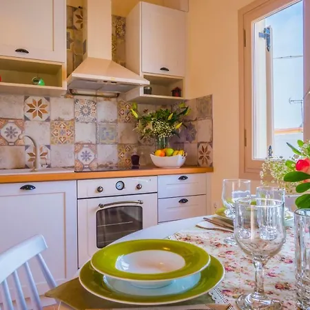 Maribella Old Town Apartment *